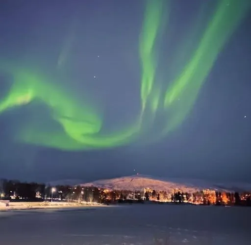 With Free Parking Near Trail * Tromsø